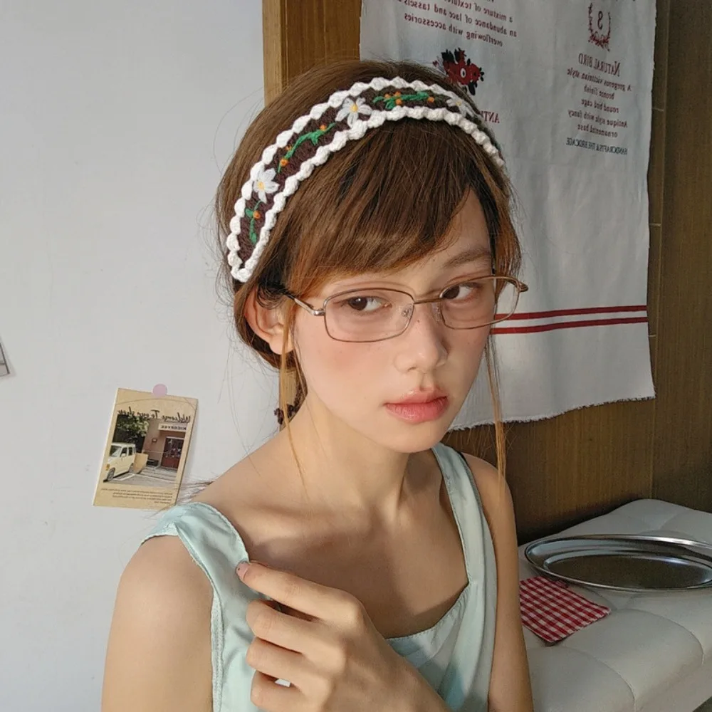 

Simple Embroidered Knitted Flower Headband Soft Sweet Crochet Hair Band Thin Woolen Yarn Pastoral Style Hair Band Girls