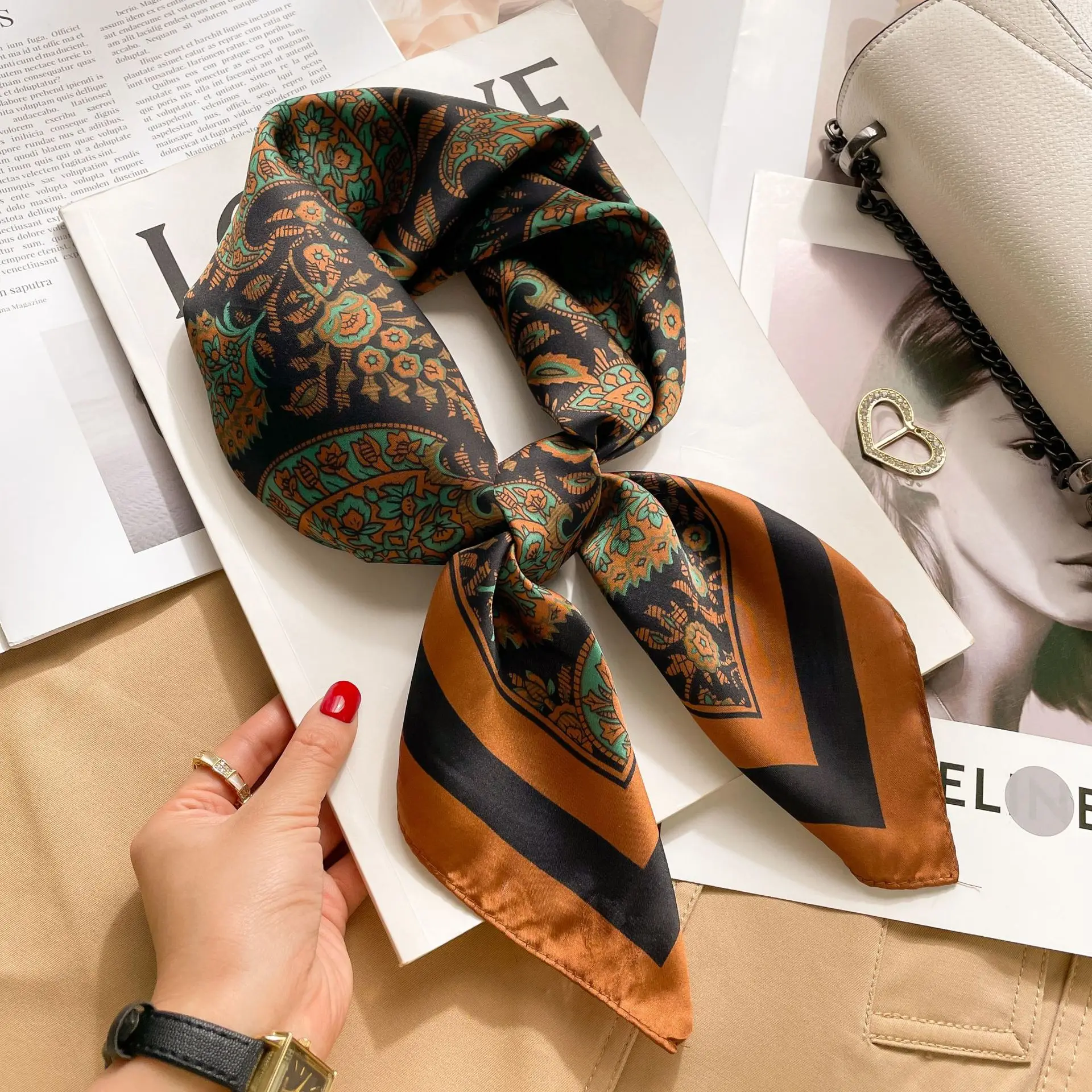 2025 sommer Hijab Kopf Mädchen Luxus Seide Quadrat Plaid Schal Frauen Satin Hals Haar Krawatte Band Weiche Arbeit Halstuch – Detail 12