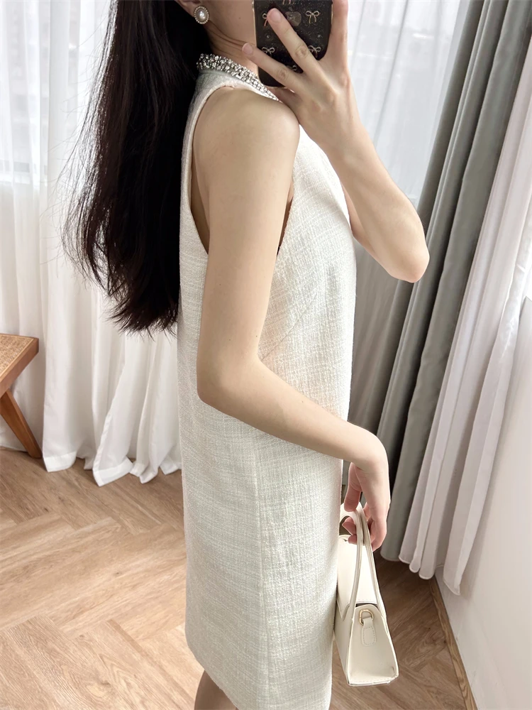 Straight tube short style dress, women's handmade diamond embellished collar, sleeveless, elegant white design