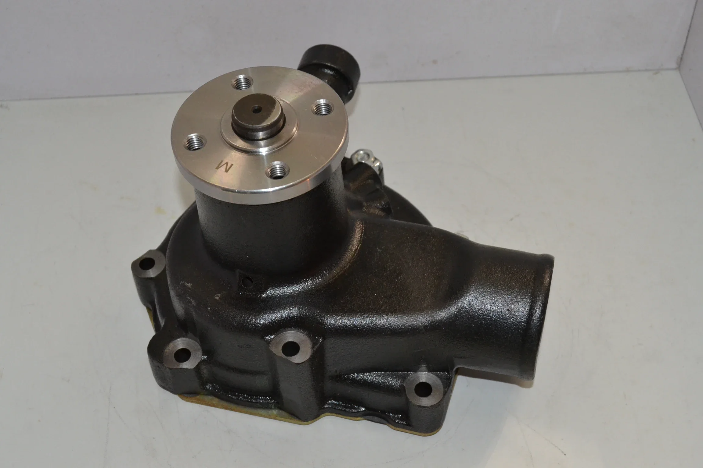 Water Pump ME037709 Fit for Mitsubishi Engine 6D14 6D15 SK220
