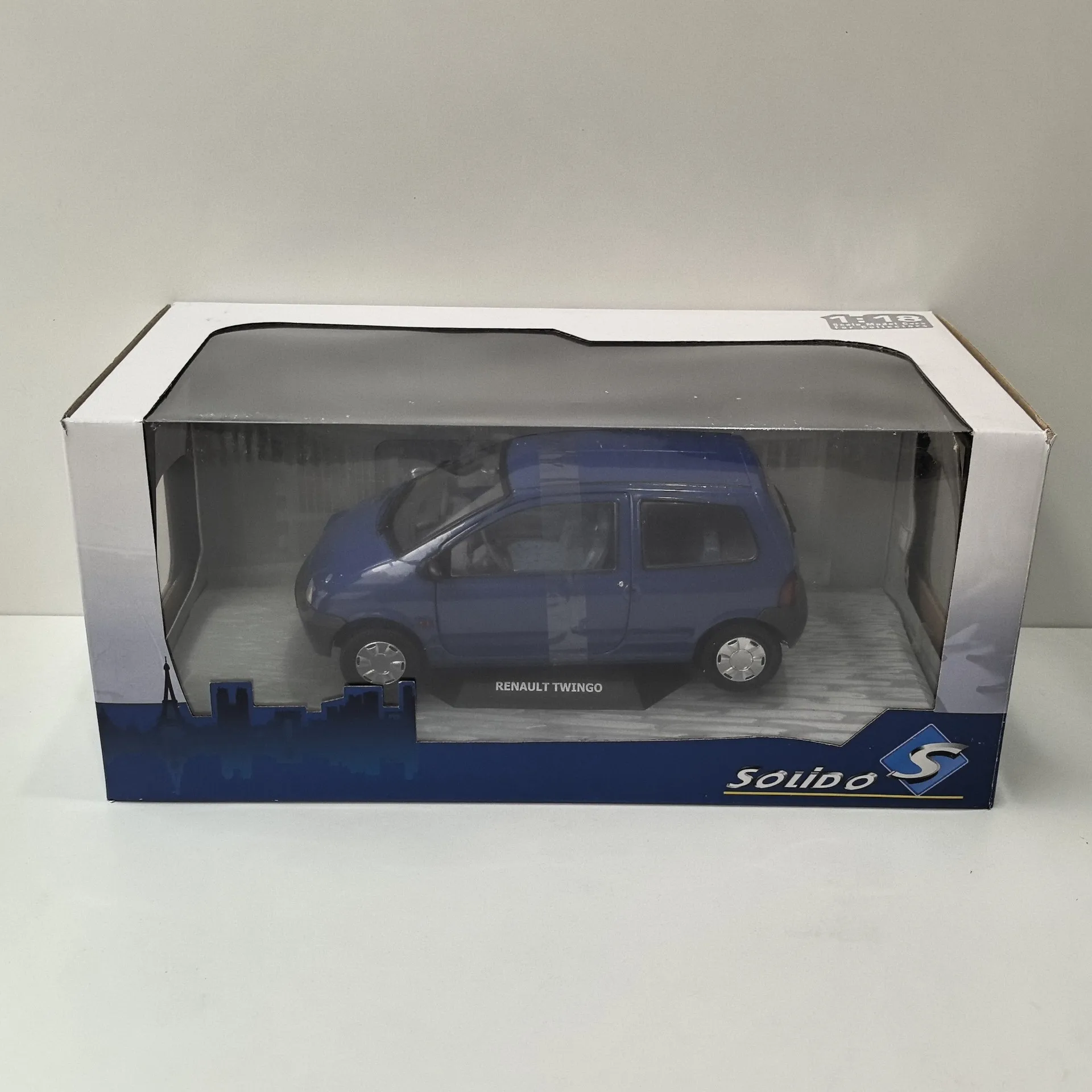

Литой под давлением SOLIDO масштаб 1/18 RENAULT TWINGO модель автомобиля из сплава, Коллекционная игрушка, подарок, сувенир, демонстрационный орнамент
