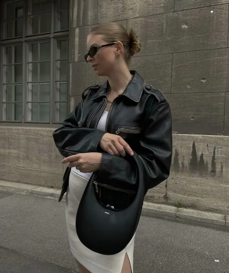 Pop ผู้หญิงเสื้อหนัง Faux ฤดูใบไม้ร่วง-ฤดูหนาว Vintage Rub Epaulette ซิปตกแต่งแจ็คเก็ตหนังหนา