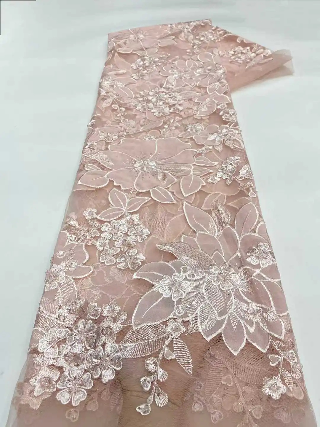 

Hot Sale New 2025 Tulle Lace Fabric With Beads Sequins African Nigerian French for High End Wedding Party Bride Sewing Dresses