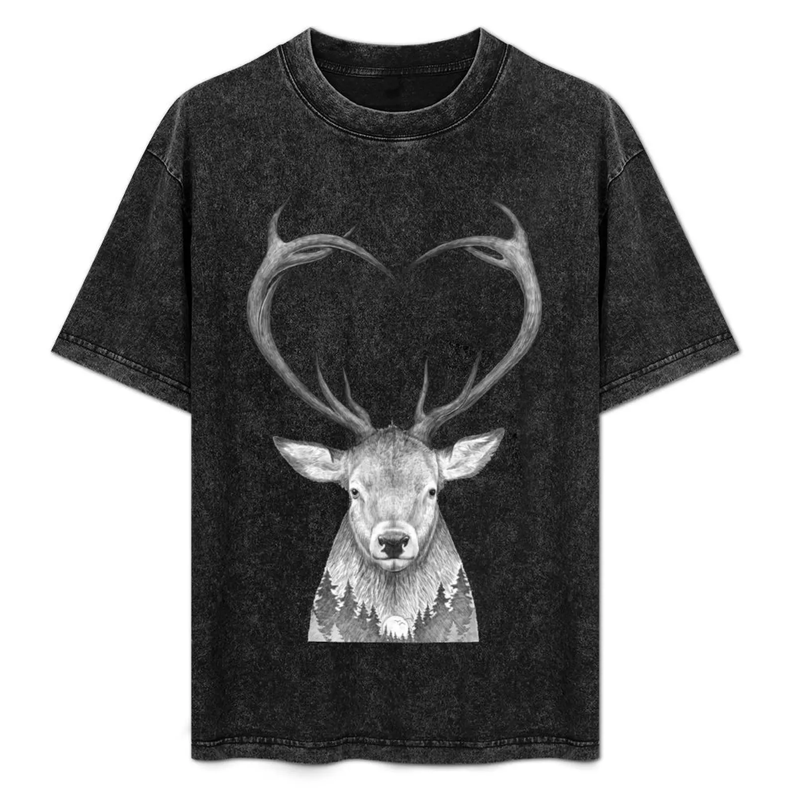 Deer with heart T-Shirt Quick Dry Outdoor Sports T-Shirt