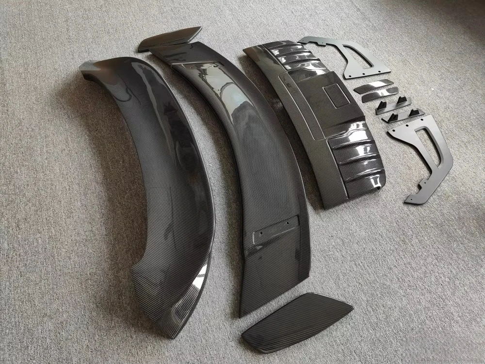 Customized Large Tail Wing Car Kit for 992 Upgraded Horizontal Taillight Type Dry Carbon Fiber Rear Spoiler Body Kit 4