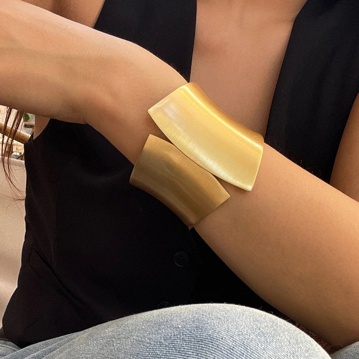 Übertriebene Legierung breite Armreifen für Frauen Vintage unregelmäßige offene Manschette Armband Armbänder Party Schmuck