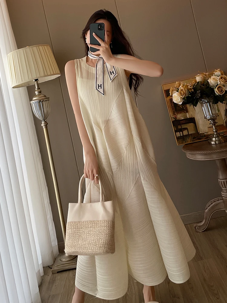 Premium Pleated Party Dress Women\'s 2023 Summer New French Sleeveless Slim Ruffle Dress