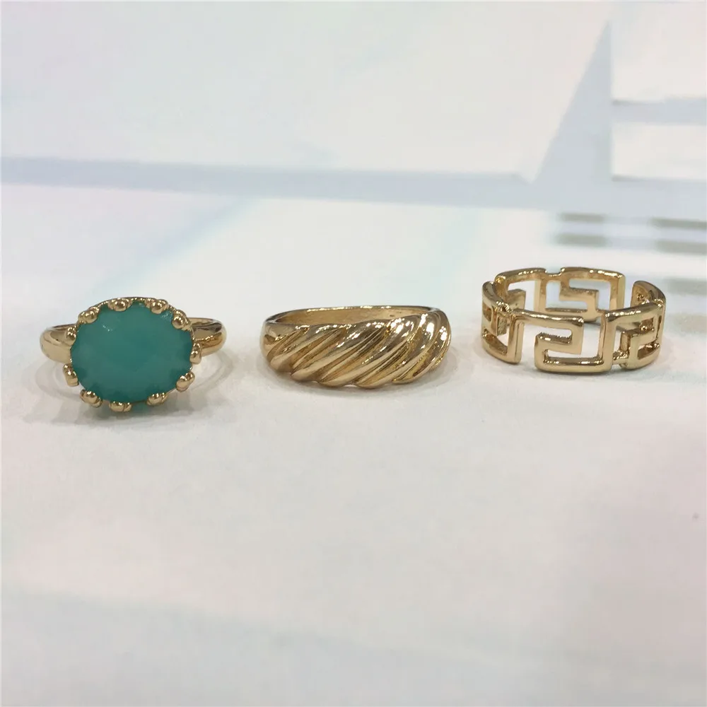 New Trend Turquoise Color Gemstone  Crown Shape Ring Gold Color Hollow Geomatric Ring Set for Women Fashion