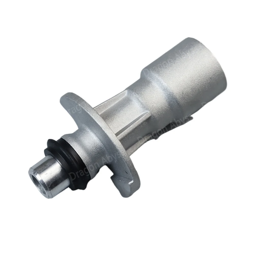 

Aluminum Water Pump Oil Cooler Tube Adaptor for Land Rover LR4 Rover Range Rover LR028136 C2Z18658