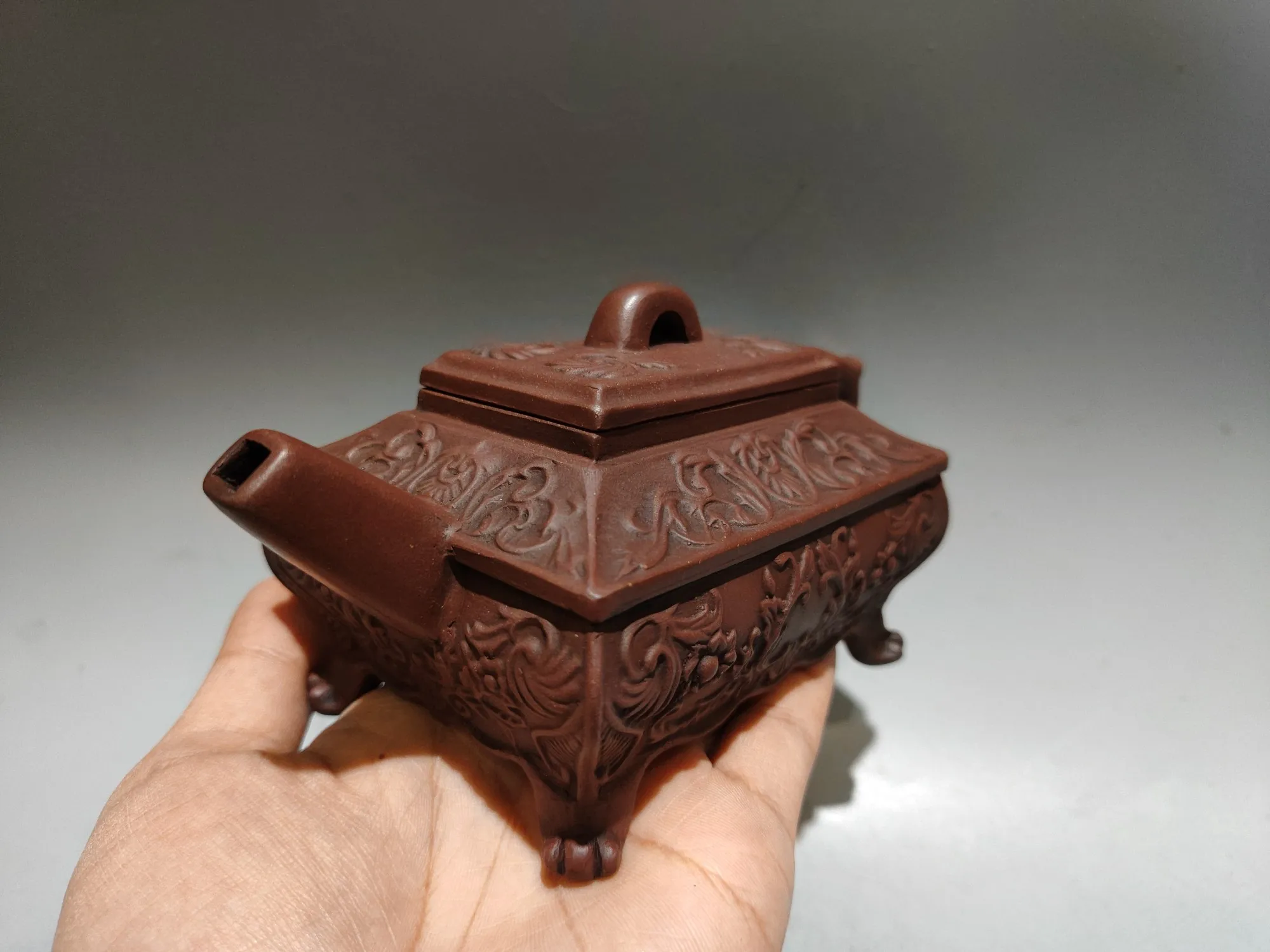 Purple Clay Teapot Original ore old purple mud Relief flower pattern Four sided teapot kettle Teapot Tea Ceremony Sample Tea