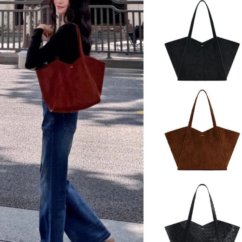 

JW PEI 2026 NEW Tote Bag Single Shoulder Underarm Handbag Large Capacity Imitation Suede Knitted Commuter Women's Bag