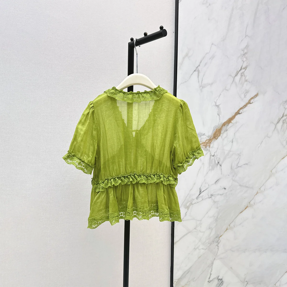 2026 High Quality Women's V-neck Bubble Sleeve Short Sunscreen Top--hb720