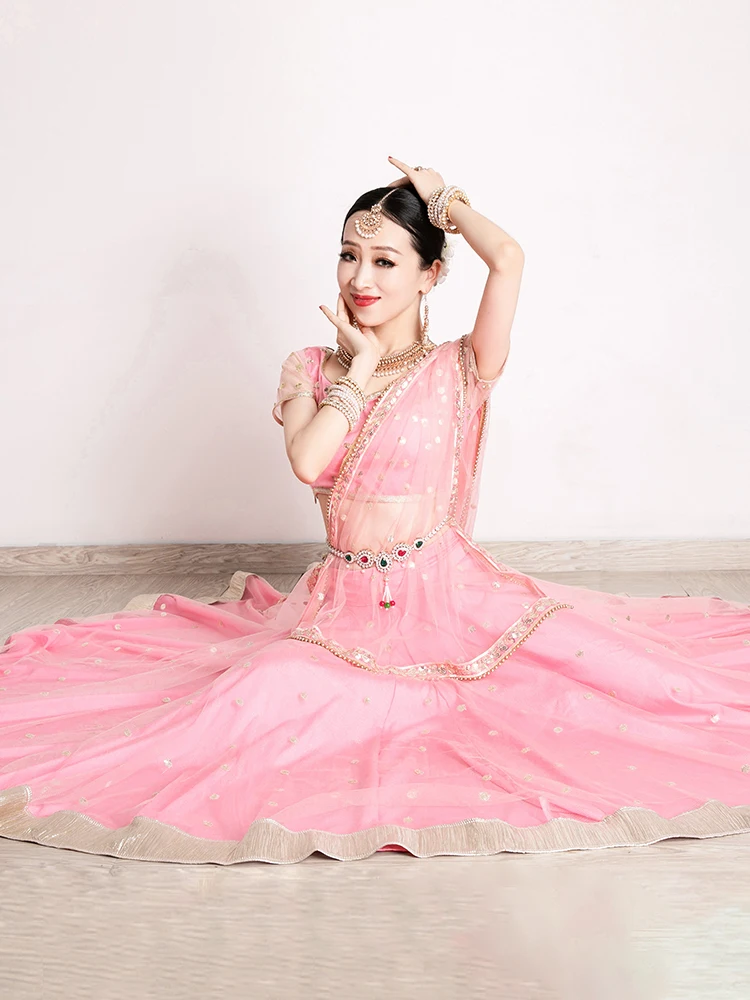 Abito da ballo indiano esotico Abito da ballo da donna Sari fluido Top Gonna ampia altalena Lengha Set da tre pezzi