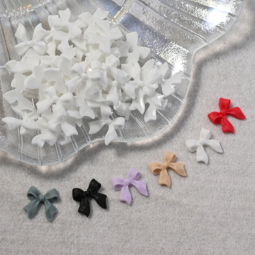 50 Uds. De dijes para uñas con lazo de cinta negra de 10x10mm, lazo de resina 3D Kawaii, diamantes de imitación para decoración de uñas, 6 colores, pajarita plana, decoración de joyas para uñas