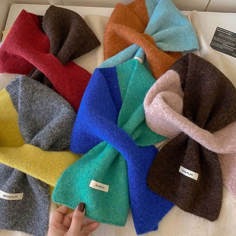 Stylish Knitted Knitted Scarf Short Length Two-Tone Color Cross Scarf Soft Yarn Lightweight Winter Scarf Winter Season