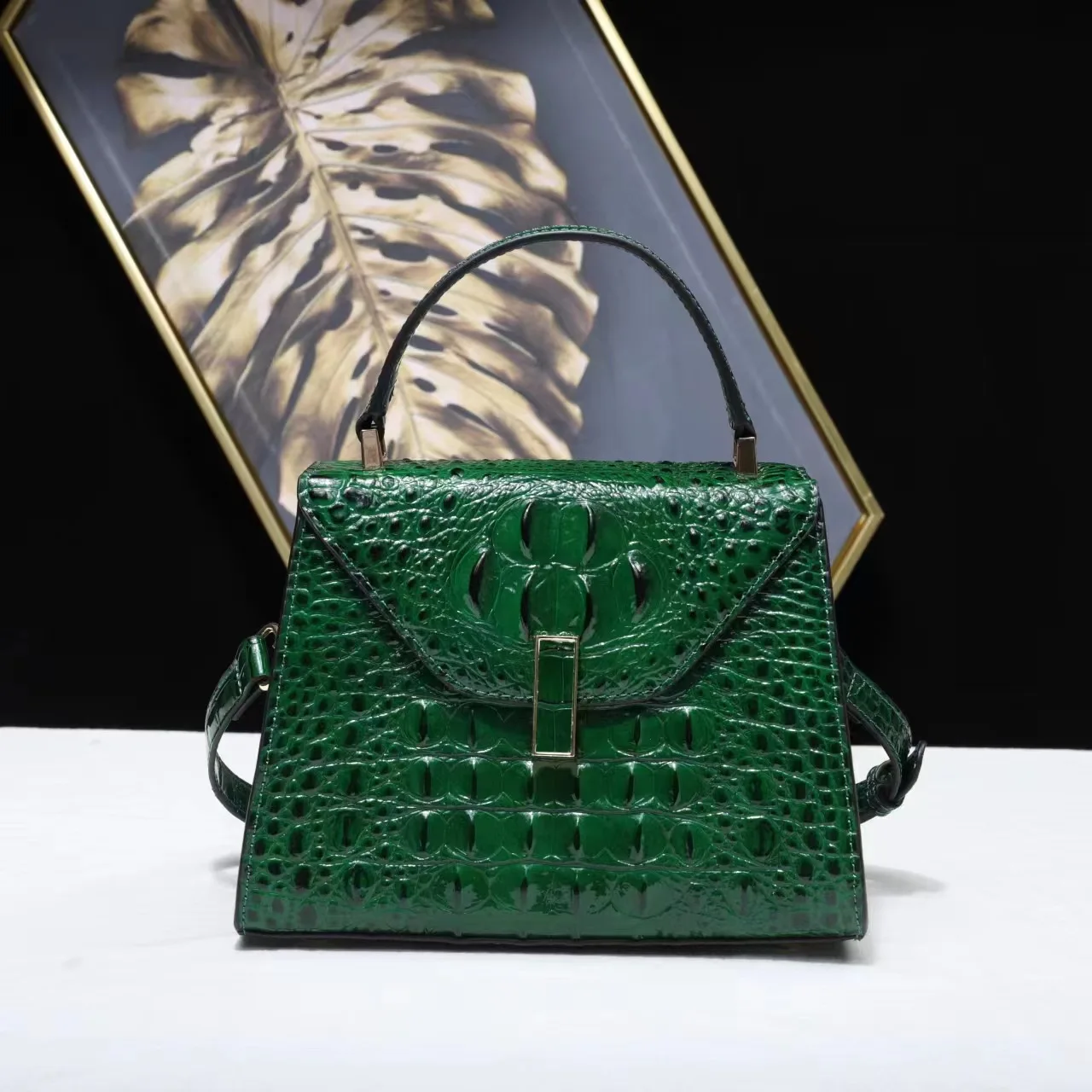 New Crocodile Pattern Women Bag High-end Leather Portable Small Square  Versatile Crossbody Shoulder  Designer