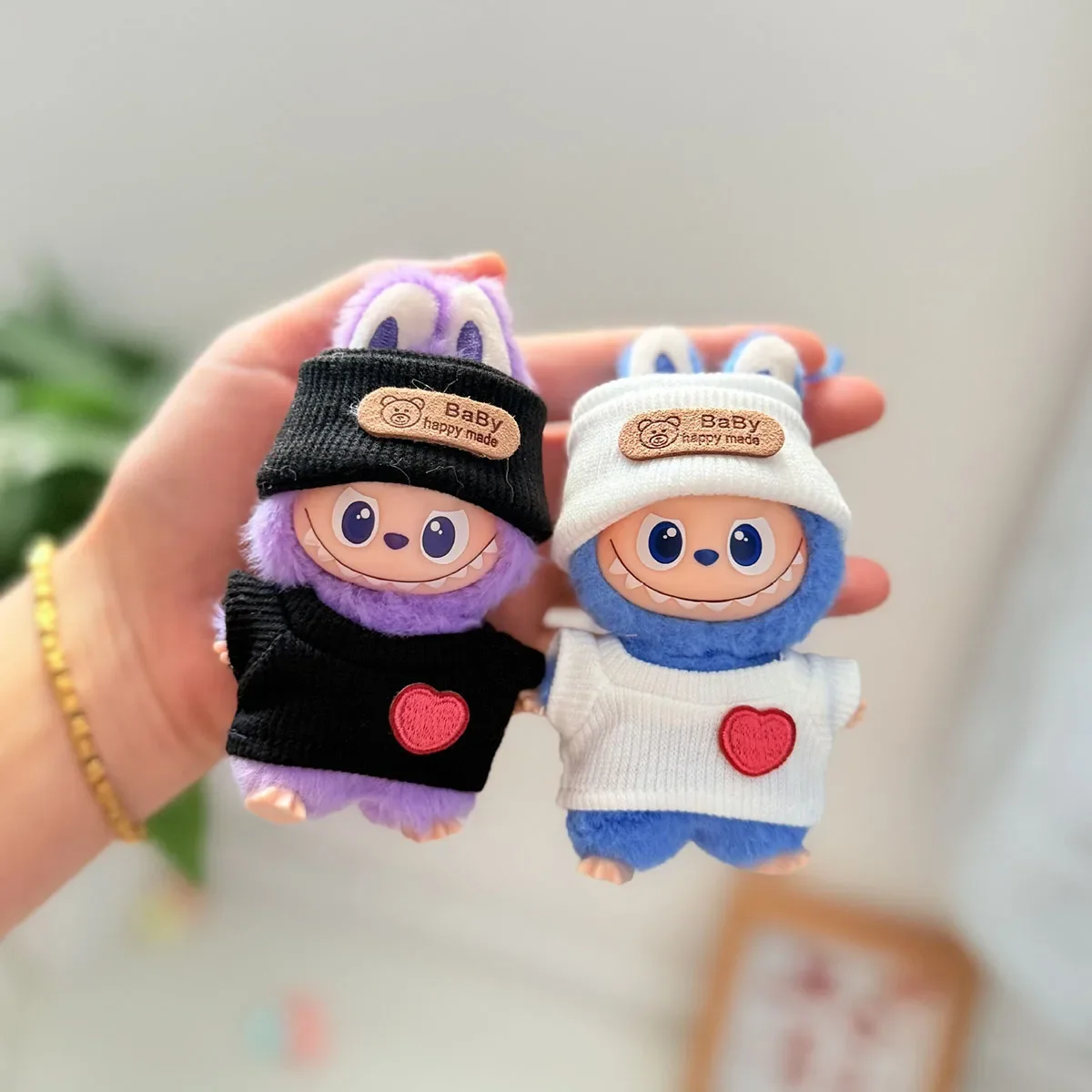 

【Без куклы】Плюшевая кукольная одежда для Mini Labubu 4,0 шляпа медведя любовь свитер набор DIY аксессуары для кукол подарки