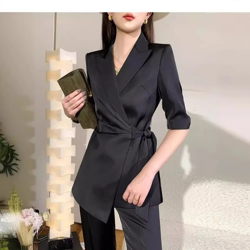 Set completo da donna alla moda, nuovo completo professionale nero, completo autunnale di fascia alta, abito casual in stile britannico, set da due pezzi