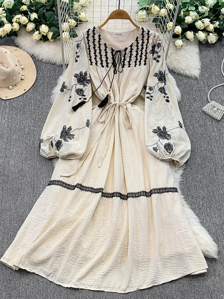 Frauen Kleid Herbst Böhmischen Vintage Französisch Spitze Blume Stickerei Oansatz Laterne Hülse Bandage Elegante Lange Vestidos DS205