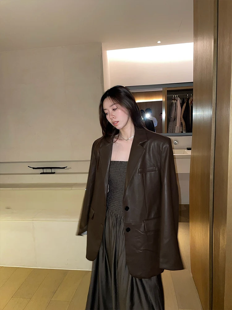 CHICMOC 2025年春新作 レディースレザージャケット ショートコート ハイエンドレディースファッション オリジナルデザイン ルーズフィット 長袖