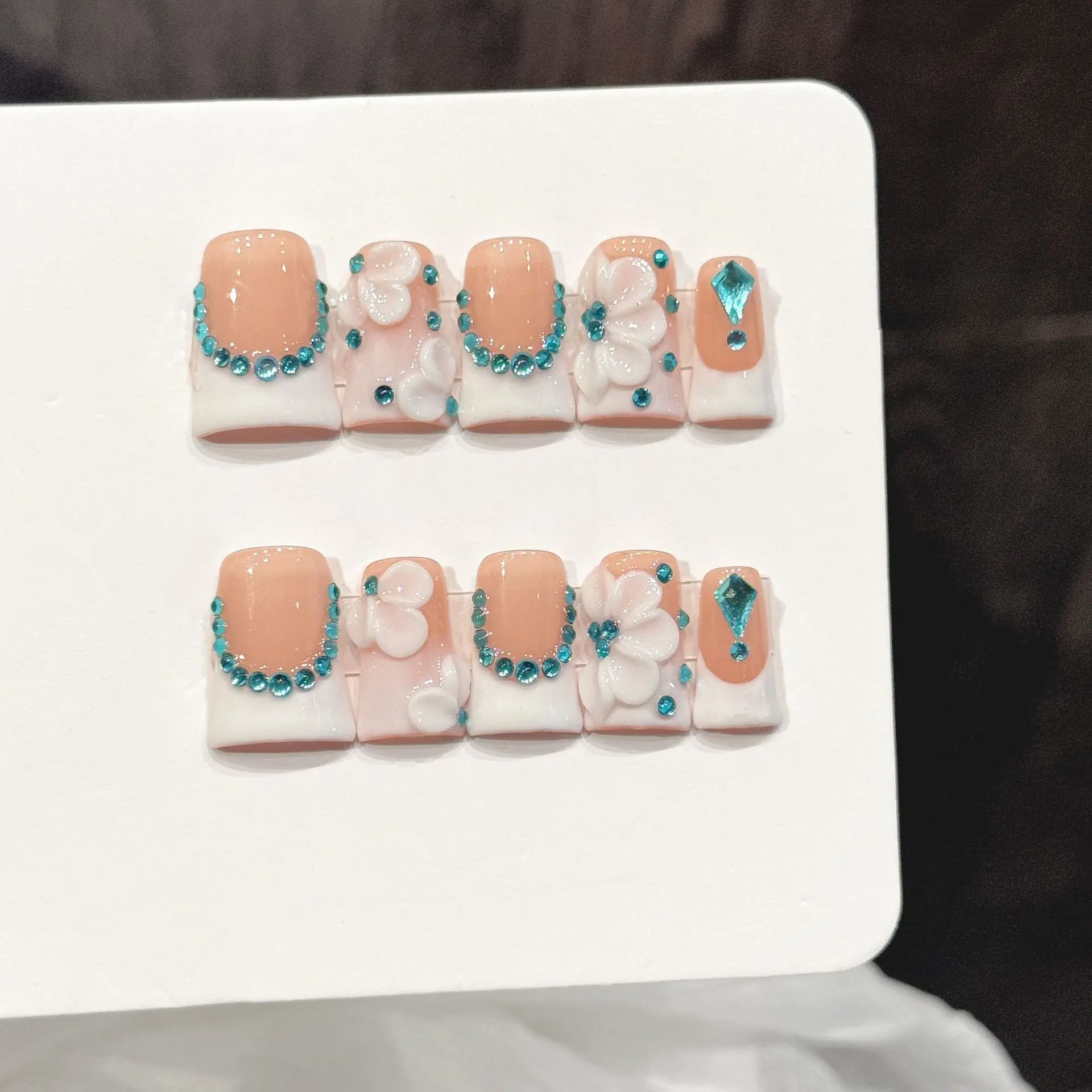 10PCS Duck Handmade Press On Nails,Bare Pink French Style,Suitable For Festivals Parties And Daily Wear.