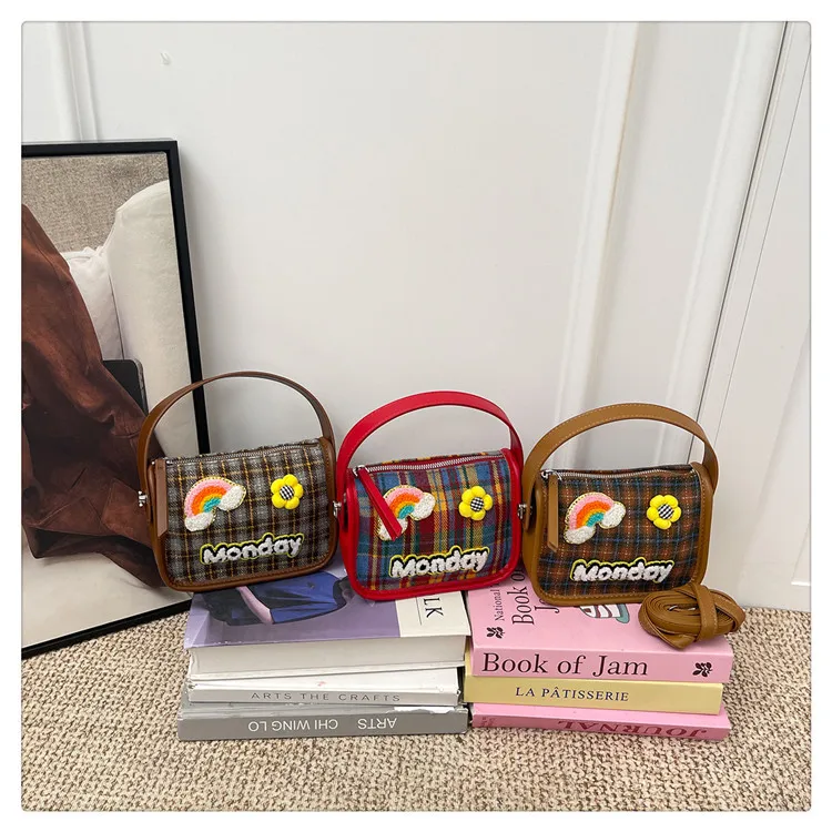 

PU leather and wool patchwork versatile checkered pillow bag, cute pendant, large-capacity commuting single-shoulder bag