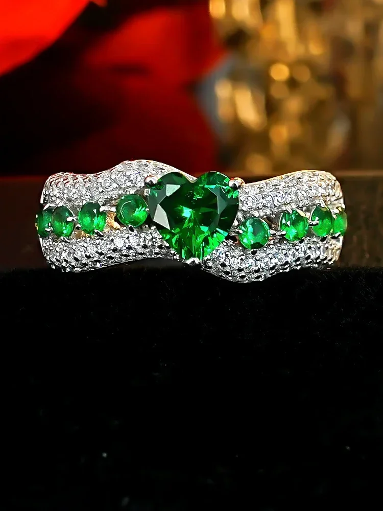 Emerald diamond ring with wide wavy arms, 925 silver gold-plated tourmaline green, versatile and niche for commuting