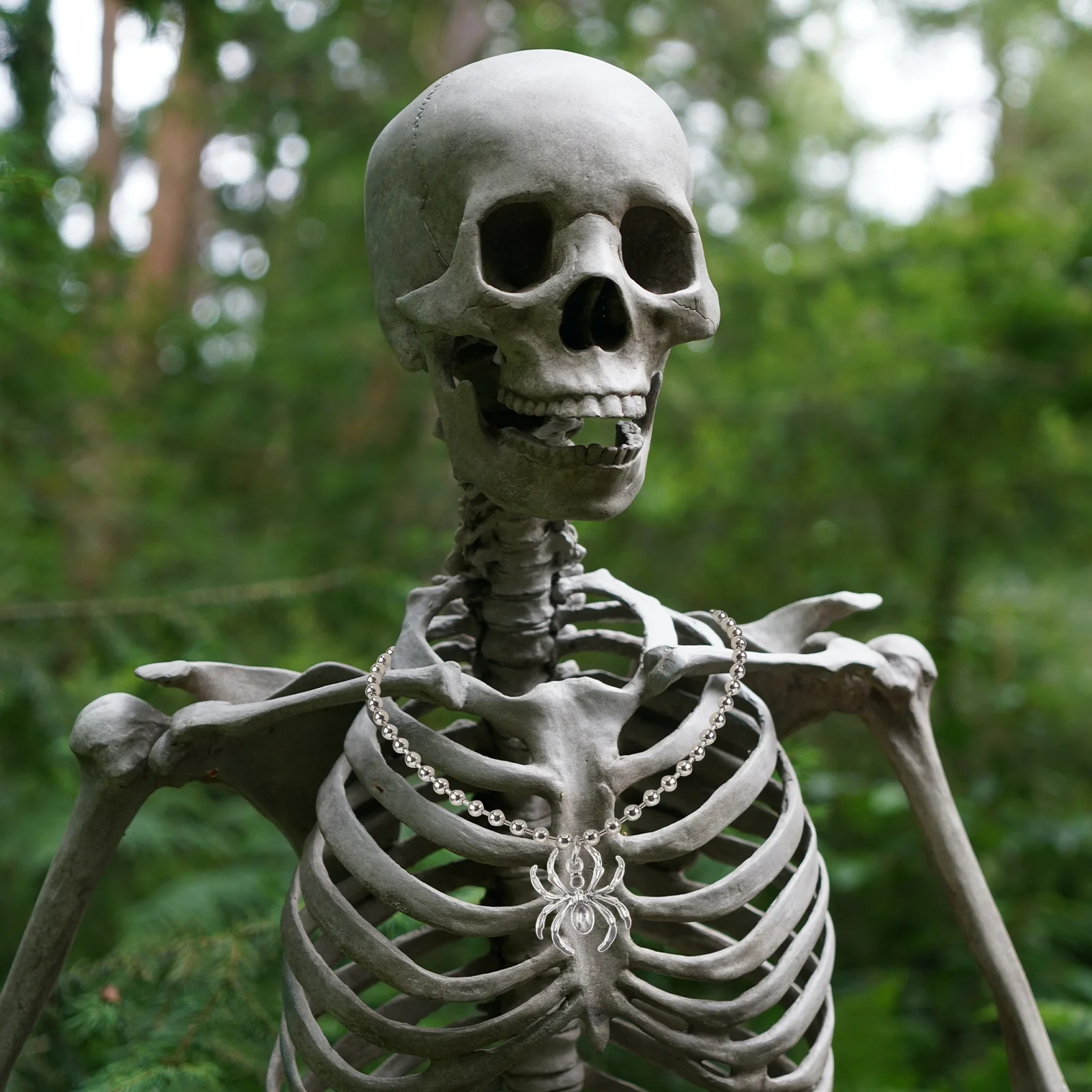 

1Pcs Halloween Punk Style Necklace Sturdy Alloy Pendant for Halloween Party Cool Neck Chain Punk Style Necklace