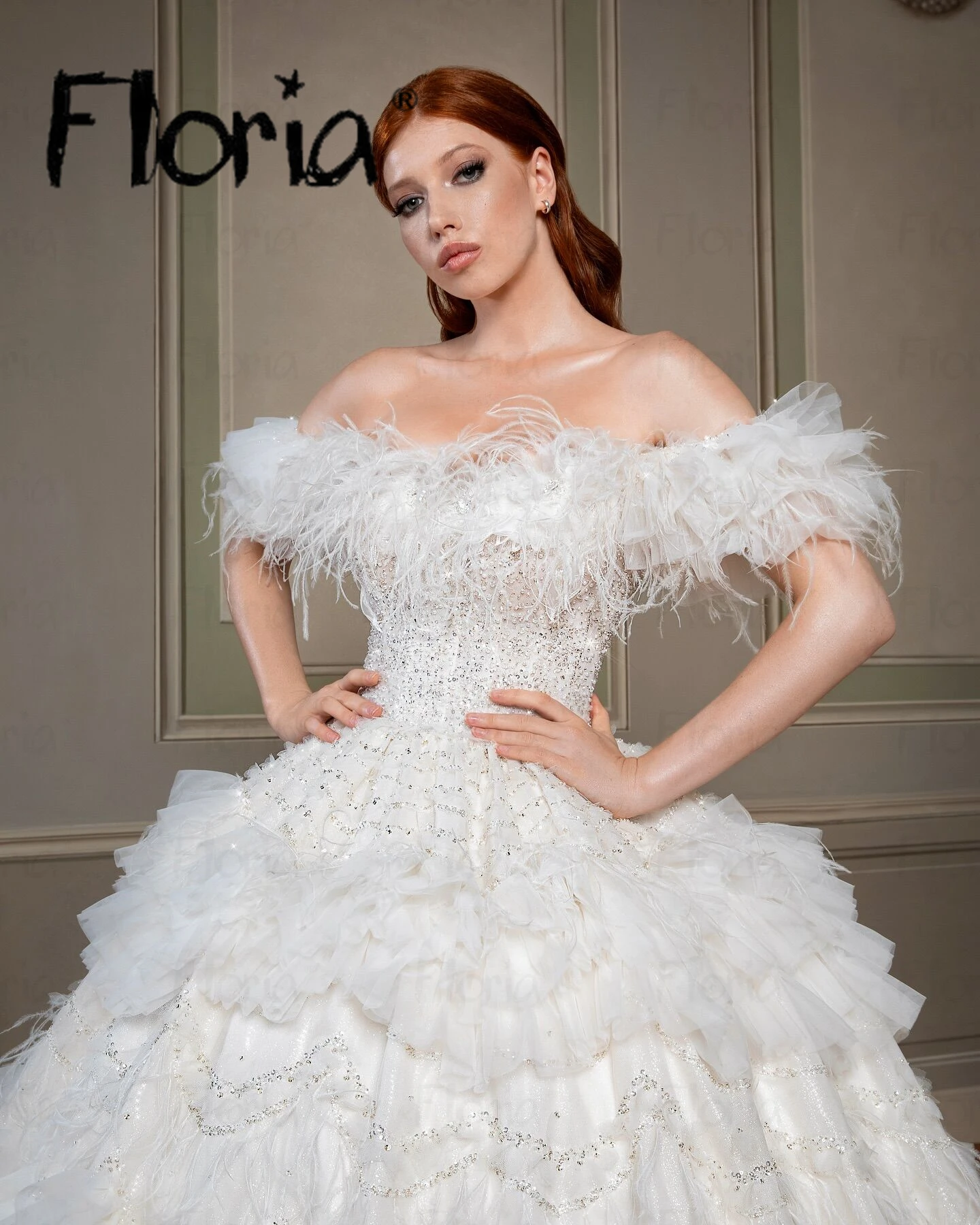 Gorgeous Wedding Dress Off Shoulder Ruffled Pleated Tulle Feather Bridal Gowns Plus Size Customized Princess Robe de Mariée 2025