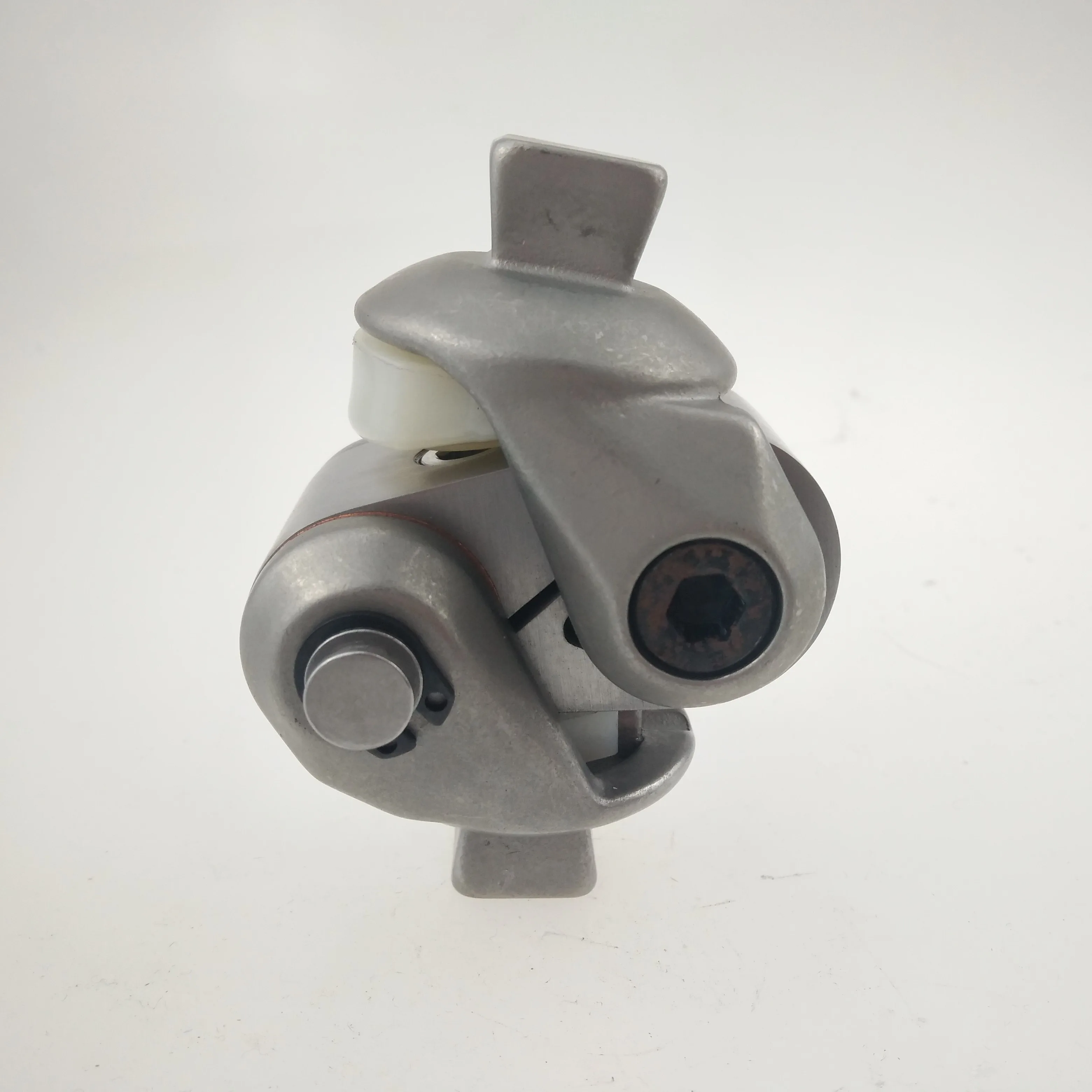 Stainlesssteel KneeJoint Prosthetic Parts Artificial LegTherapy Bearing Lock Knee Joint with Self Lock Function Extension Assist