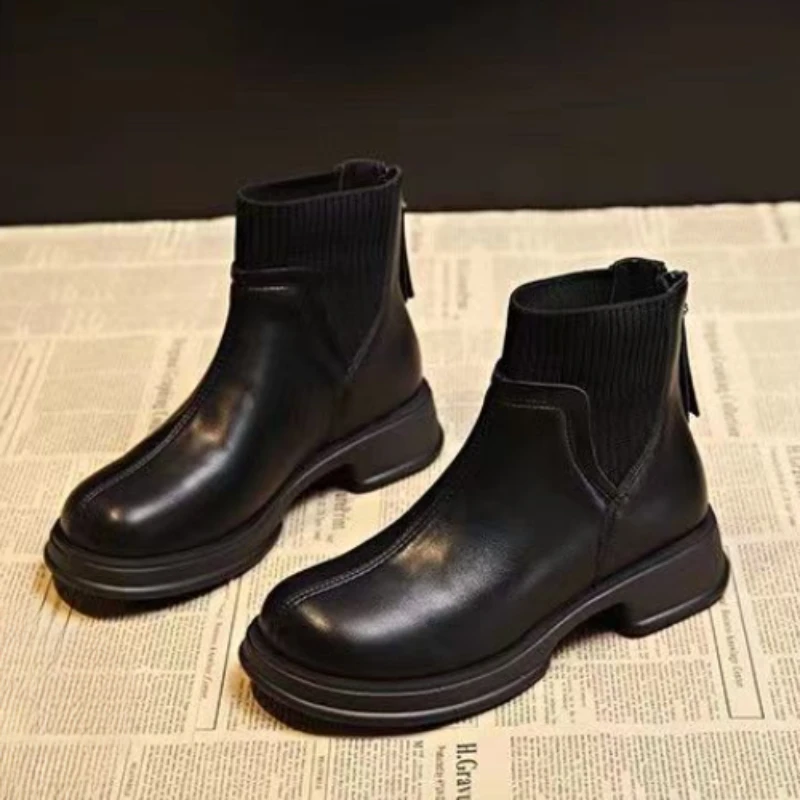 2024 Black Women Shoes Short Boots Women Genuine Leather Splicing Round Toe Slip-On Boots Woman Comfy Flat Chelsea Boots Woman