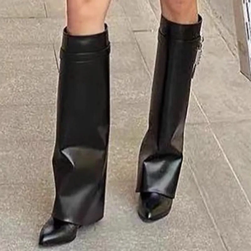 2025 الشتاء قفل الزخرفية مصمم المرأة أحذية عالية في الركبة العلامة التجارية عالية الكعب فارس الأحذية موضة القوطية إسفين كعب الأحذية #3