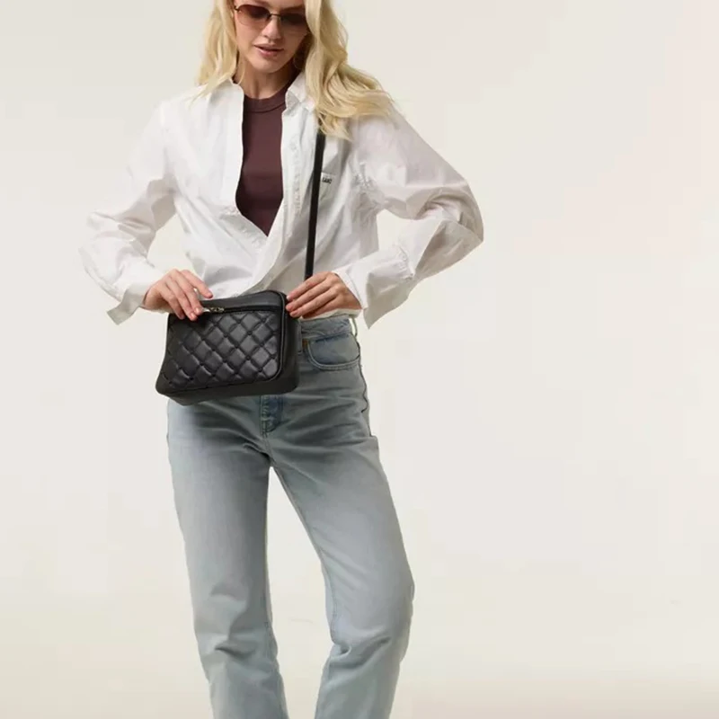 Women's Sling Shoulder Small Square Handbag Quilted Design PU Leather Crossbody Bag Versatile Messenger Bag