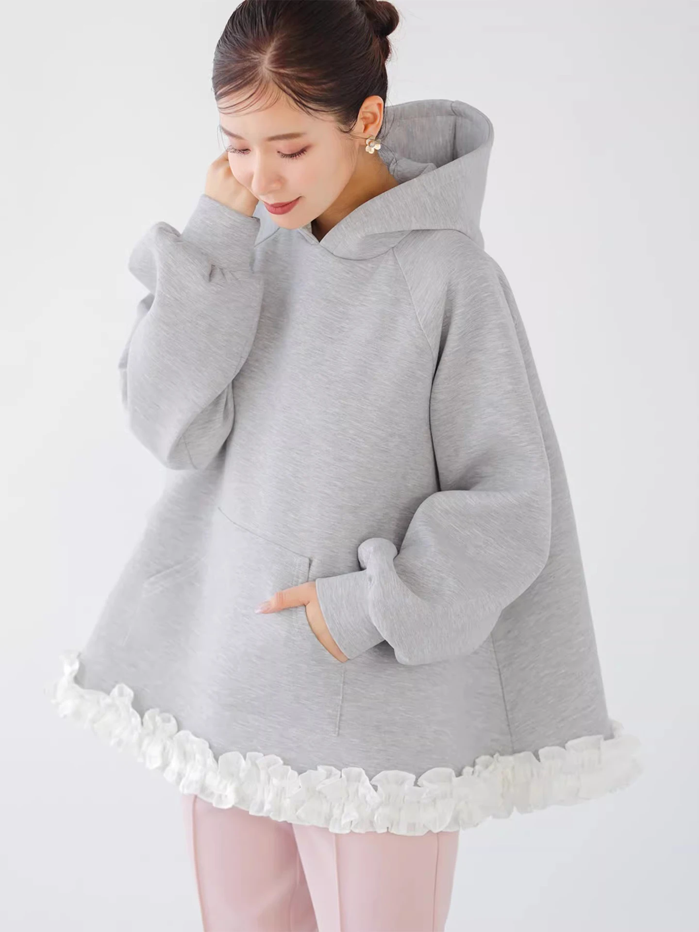 

Sweet Youthful Spliced Flouncedecorative Hoodie Women's Loose Autumn Winter Design Casual Doll irt Korean Sle Long Sve