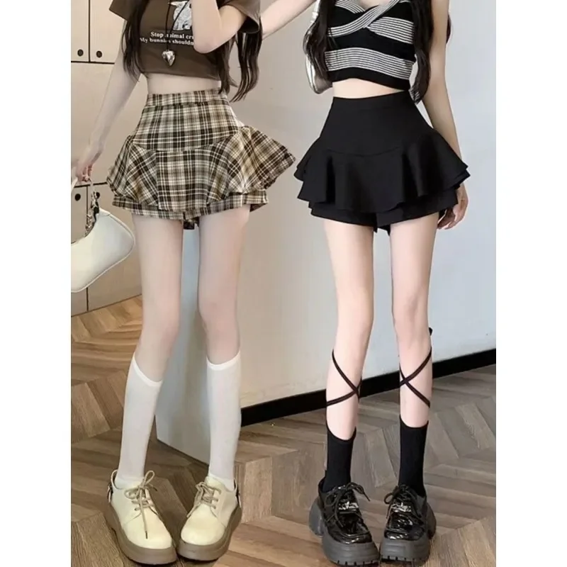 

2025 Design Sense Fashion with Irregular High Waist with Slim Ruffled Culottes Casual Pants Shorts Women's Clothing Simple Z5