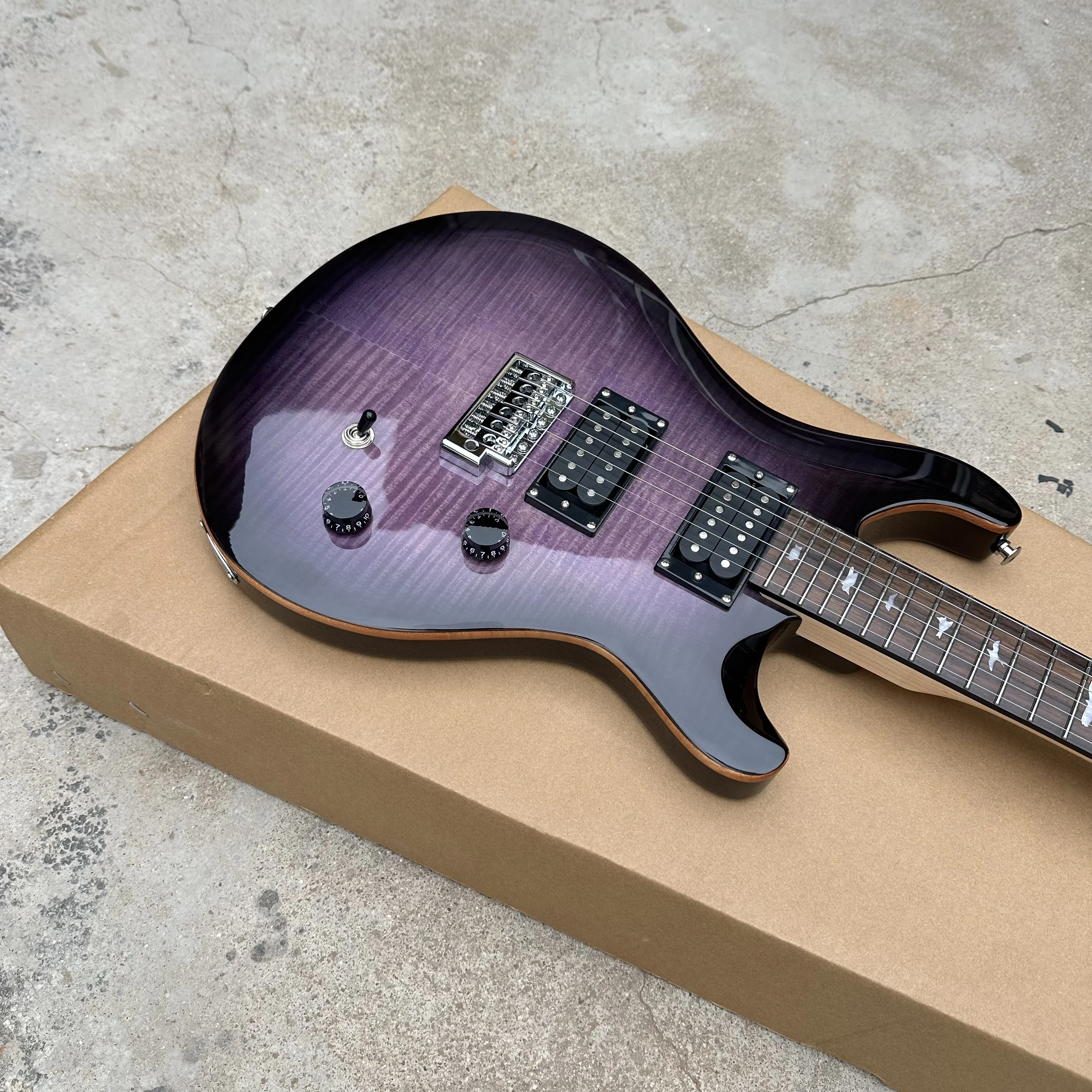 Thumbnail 3 - #17 Electric Guitars Sale