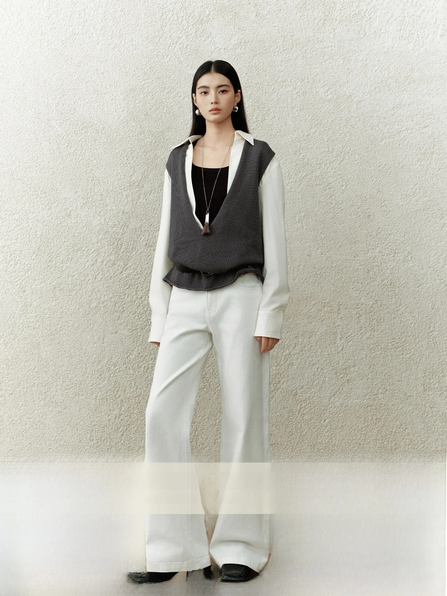 

Женские джинсы с низкой посадкой, расклешенные, белые, осенне-зимние, прямые, из денима, с заниженной талией, повседневные брюки-клеш