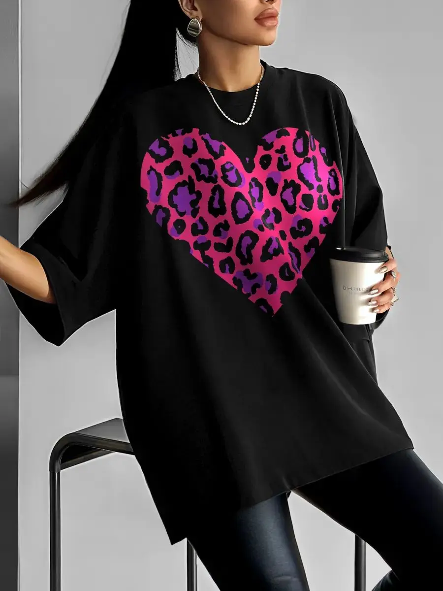 2026 Women's Leopard Heart Print T-Shirt Round Neck Drop Shoulder Short Sleeve Casual Loose Summer Streetwear Tee Tops