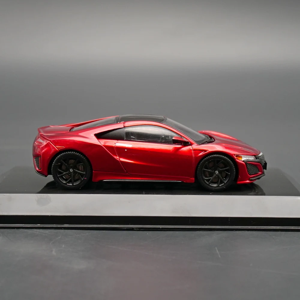 Diecast Ixo 1:43 Scale Honda NSX 2016 Honda Supercar Alloy Car Model view 5