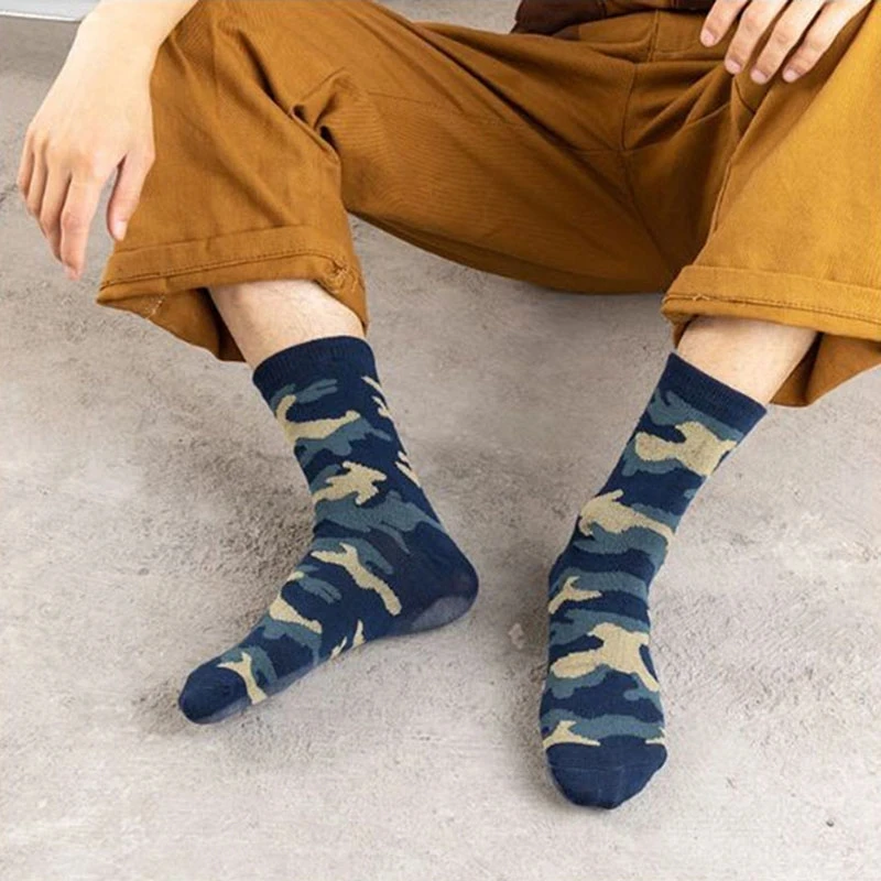 Calcetines de algodón grueso para hombre, medias de tubo medio de alta calidad, color verde militar, 5 pares