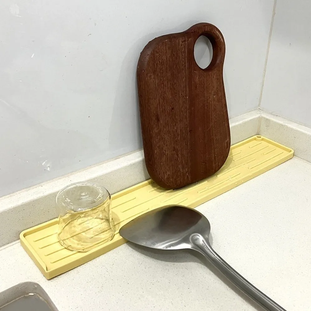 

Non Slip Pot Cover Rack Beside Cooking Bench Heat-Resistant Waterproof Silicone Faucet Mat Suction Cup Quick Drying