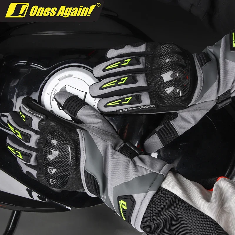 

Winter Carbon Fiber Shell Touch Screen Non-slip Warm Gloves Racing Waterproof Motocross Riding Biker Gloves