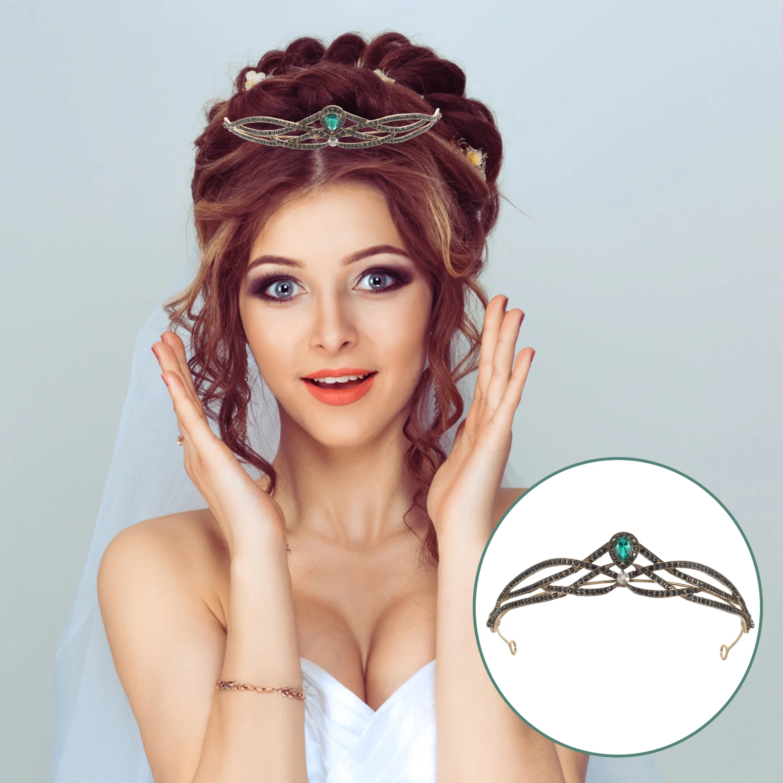 

Retro Baroque Crown Zinc Alloy Green Gemstone Decorative Headdress Women Party Bridal Accessories Hair Tools Photoshoot Props