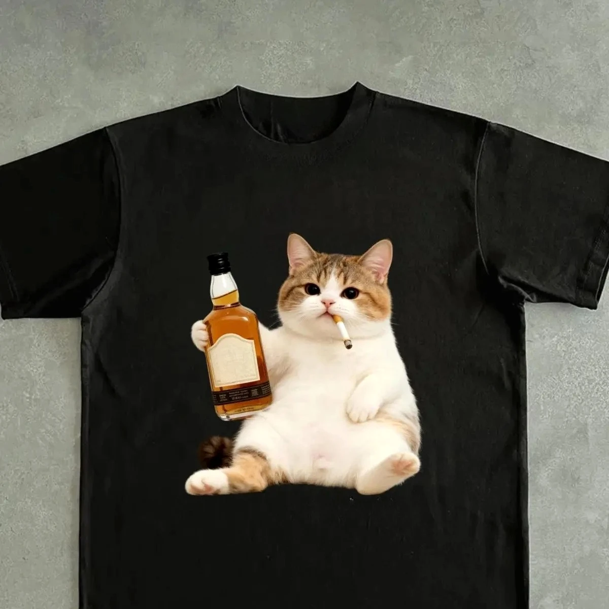 Camiseta Vintage Y2K de Manga Corta para Mujer, Diseño Divertido y Original con Estampado de Animales Gangster 'Drunk Cat', Holgada, Colección Verano 2026