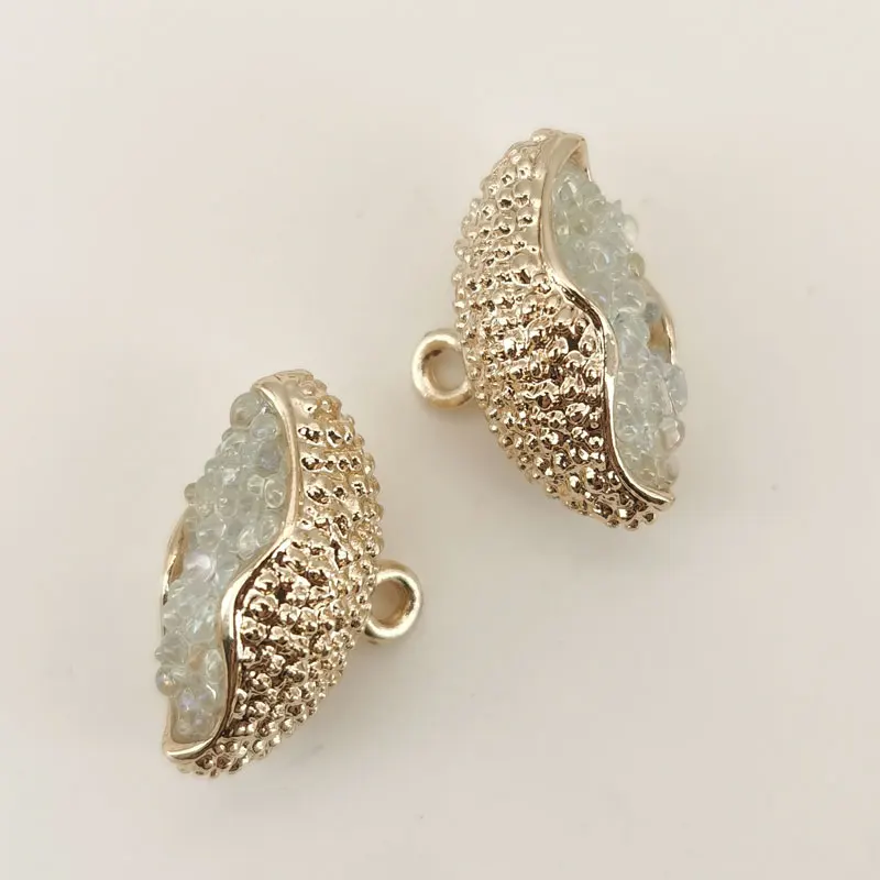 Transparente Perlen verschönern unregelmäßige Metallknöpfe für Mäntel, Hemden, Nähzubehör, Nähknöpfe, DIY-Handwerk, 18/23 mm, 6 Stück – Detail 5