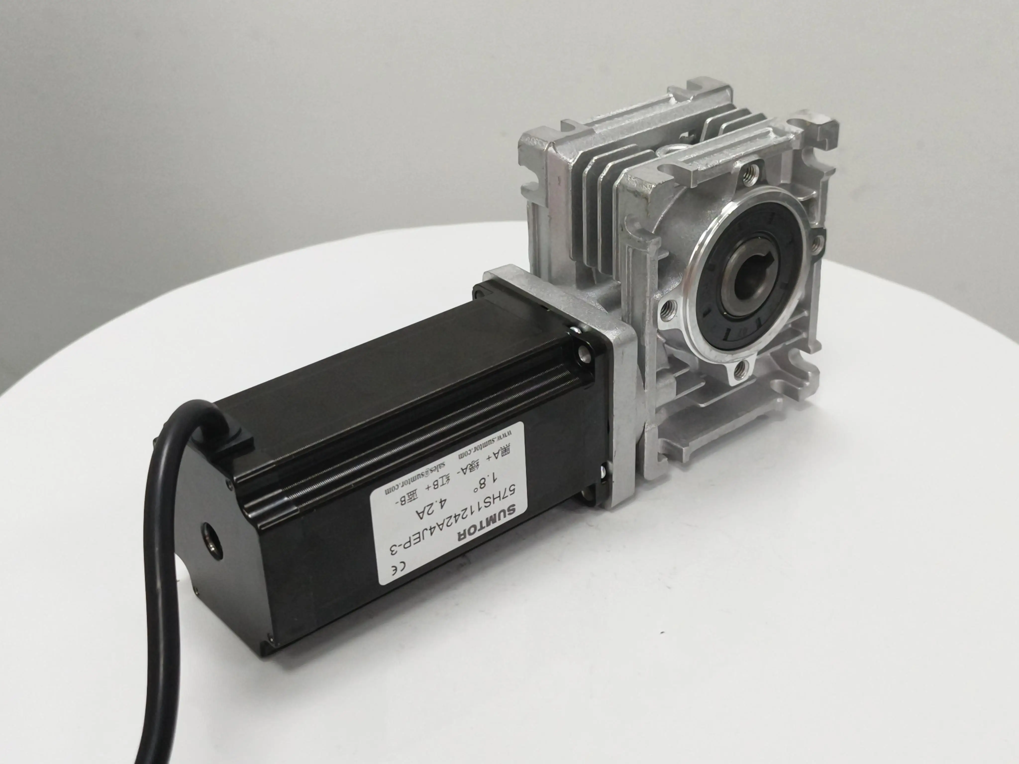 NEMA 23 Worm Reducer Stepper Motor 3N.m (425 oz-in )5:1~80:1 RV30 Worm Reducer with 112mm Length NEMA23 Stepper Motor CE ROHS