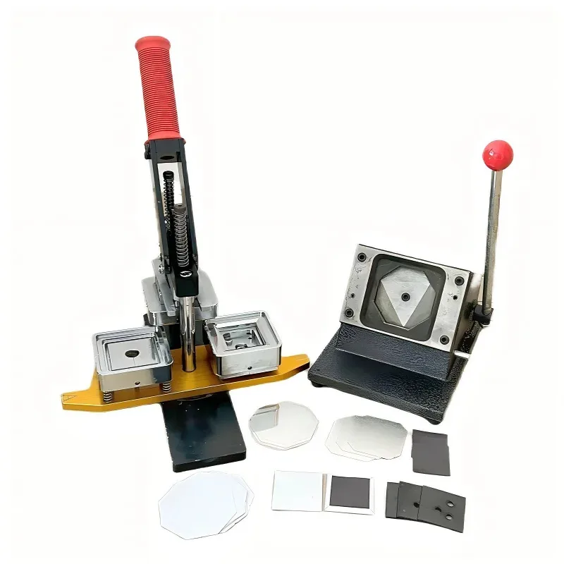 

Ручной аппарат для изготовления свадебных магнитов на холодильник 50x50 мм, металлические кнопки с индивидуальной фотопечатью, с ПЛК-управлением, для использования в ресторанах