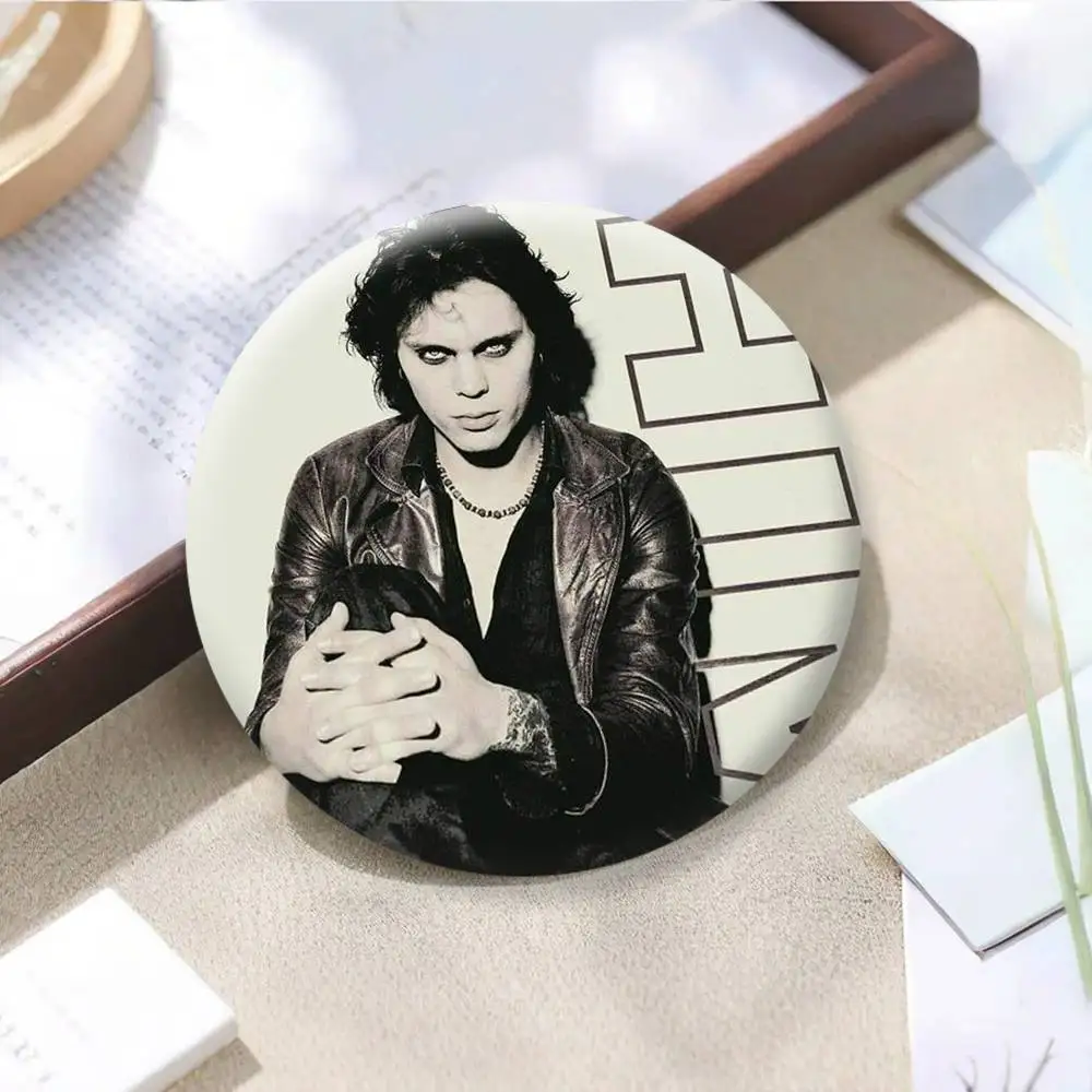 Cool Singer V-Ville V-Valo HIM Button Pins Backpack Clothing Decor Brooch Badge Jewelry Gifts for Kids