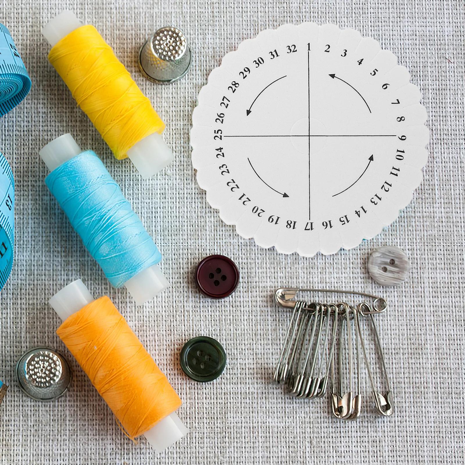 

4Pcs Rope Braiding Device Durable Practical Lightweight Creating Beautiful Braids Weaving Tool DIY Bracelet Sets