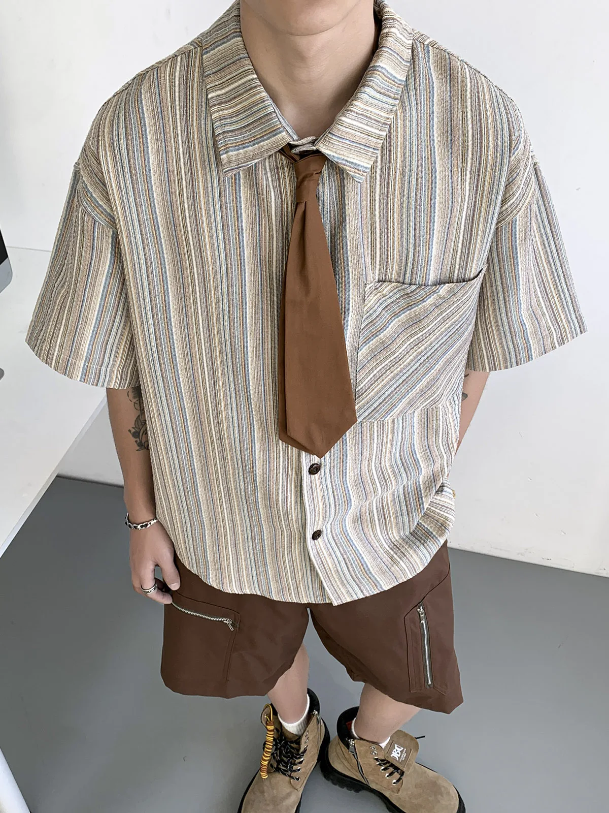 Advanced Cool Stripe Short Sleeve Casual Loose Thin Men's Shirt Summer Fashionable Half Sleeve Button down Youth Popular
